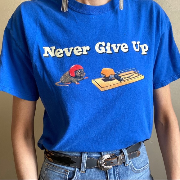 Vintage Tops - Vintage never give up tee
